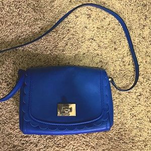Use royal blue Kate spade cross body bag